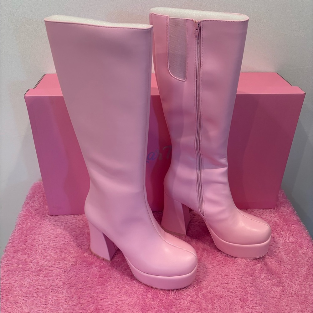 NWT Sugar Thrillz Dolls Kill Pink Gogo Knee High Boots 9
